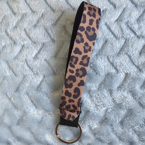 Colorful Patterned Keychain Set - Picture 2 of 6